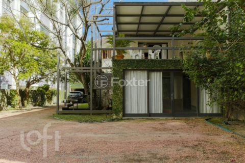 Image 32 - 917303