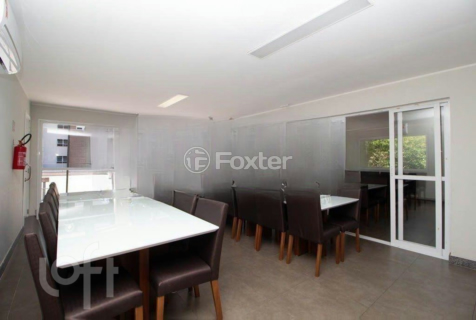 Image 13 - 917307