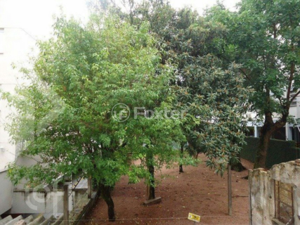 Image 17 - 917313