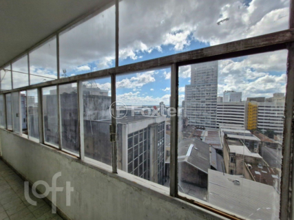 Image 10 - 917329