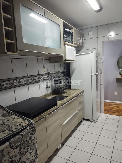 Image 7 - 917348