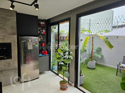 Image 7 - 917429