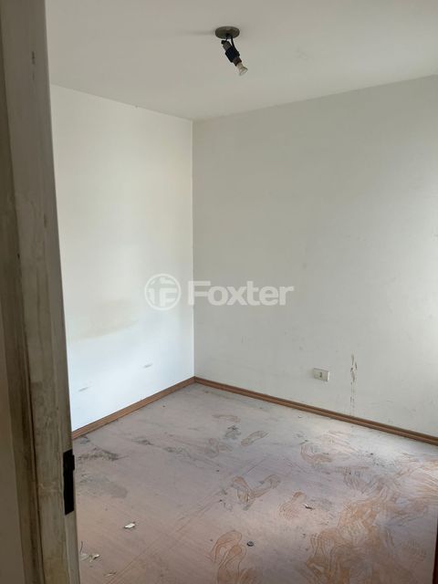 Image 3 - 917512