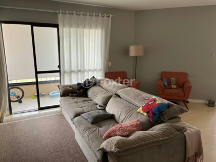 Image 1 - 917525