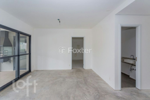 Image 4 - 917564
