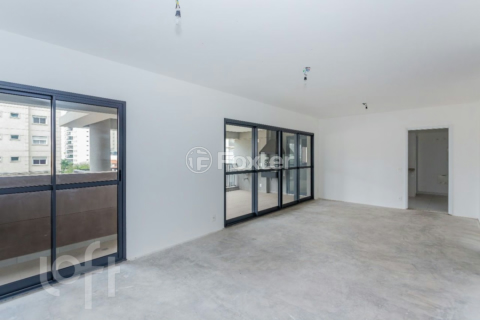 Image 3 - 917564