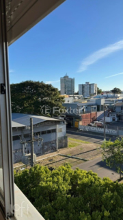 Image 8 - 917670