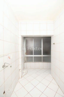 Image 6 - 917681