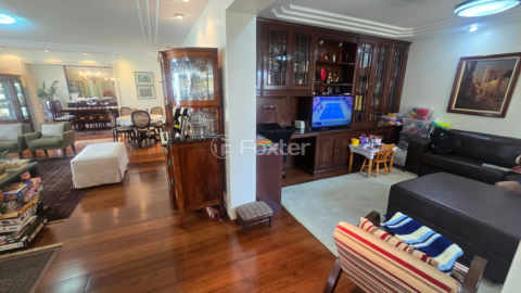 Image 3 - 917702