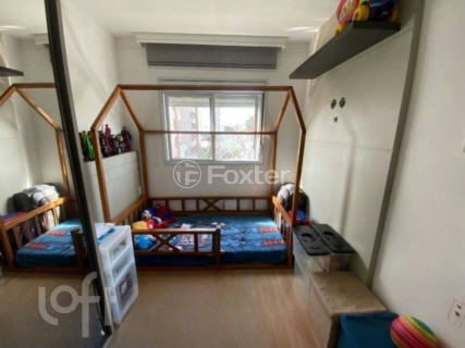 Image 7 - 917740
