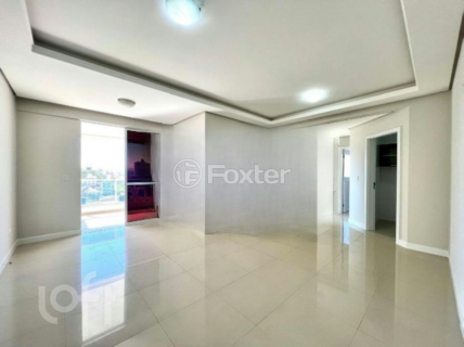 Image 24 - 917741