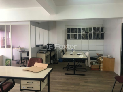 Image 3 - 917809