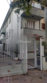 Image 8 - 917810