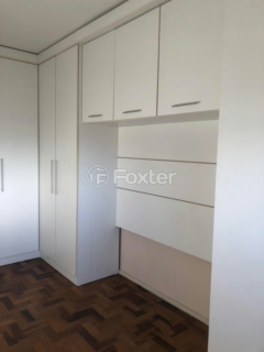 Image 7 - 917822