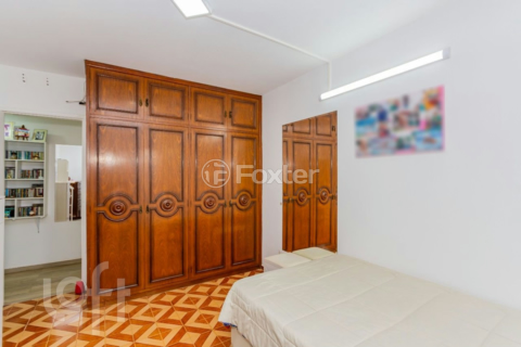Image 30 - 917830