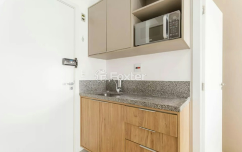 Image 3 - 917900