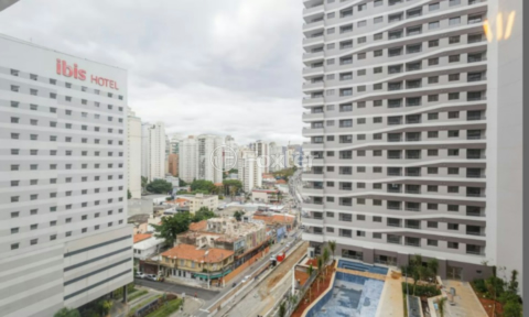 Image 10 - 917900