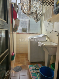 Image 8 - 917903