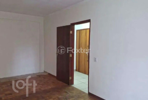 Image 7 - 917940