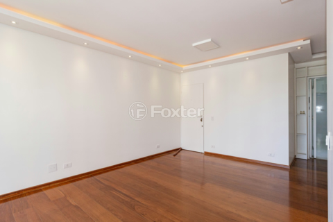 Image 7 - 917948