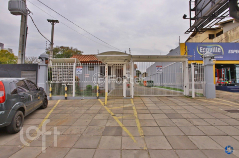 Image 29 - 917994