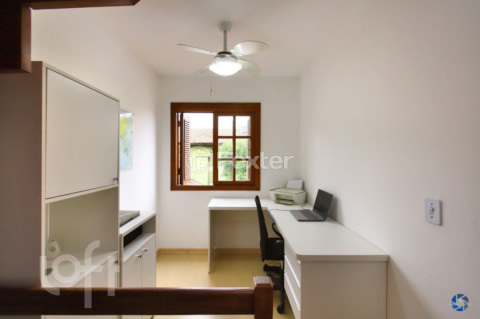 Image 14 - 917994