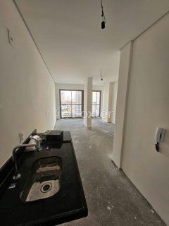 Image 1 - 918167