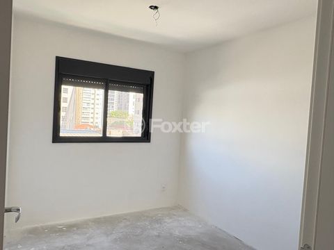 Image 5 - 918176