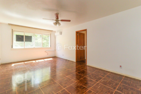 Image 3 - 918194