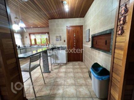 Image 7 - 918212