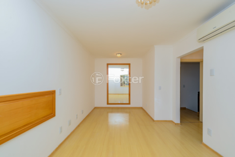Image 7 - 918225