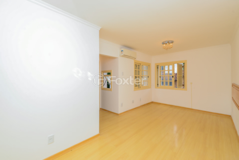 Image 4 - 918225