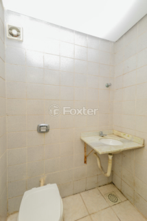 Image 38 - 918225
