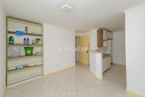 Image 32 - 918225