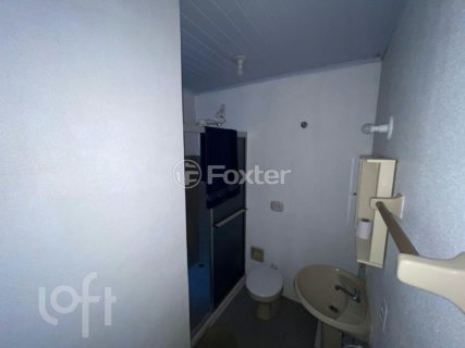 Image 4 - 918281