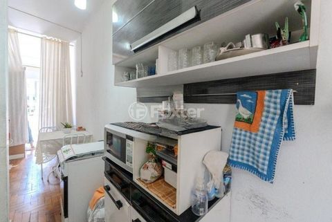 Image 3 - 918428