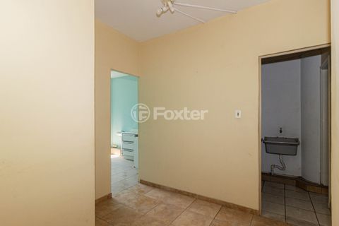 Image 9 - 918432