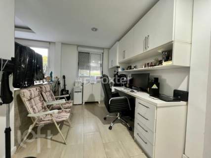 Image 7 - 918446