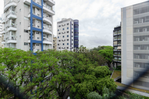 Image 6 - 918467