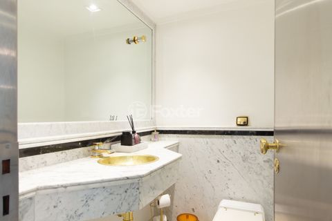 Image 7 - 918469