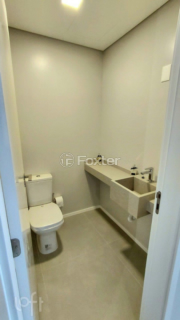 Image 4 - 918476