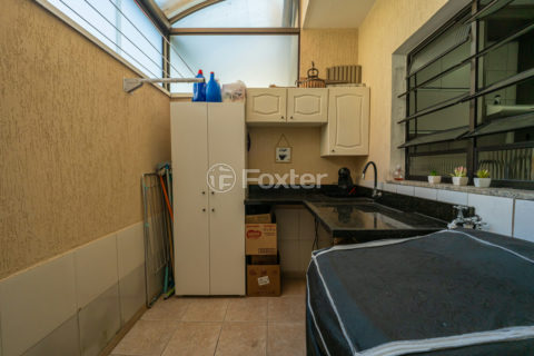 Image 29 - 918511