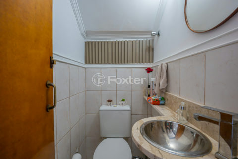 Image 19 - 918511