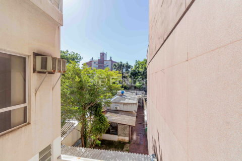 Image 15 - 918516