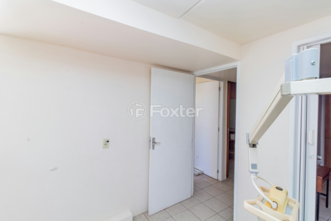 Image 6 - 918516
