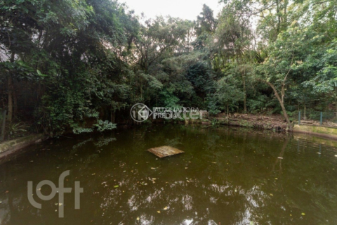 Image 30 - 918520