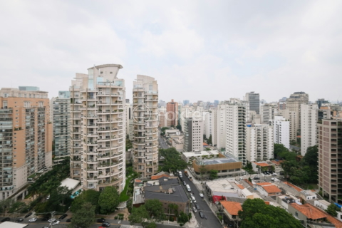 Image 30 - 918590