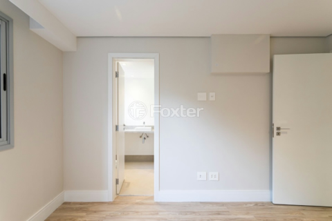 Image 41 - 918610