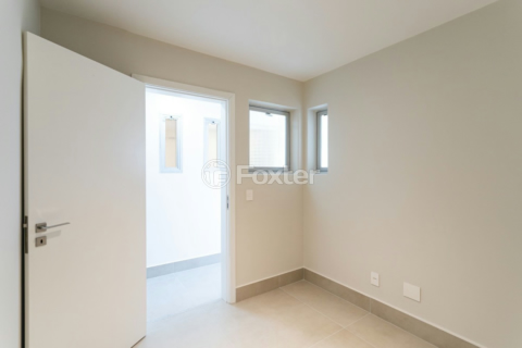 Image 44 - 918610