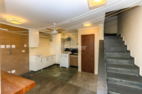 Image 17 - 918619
